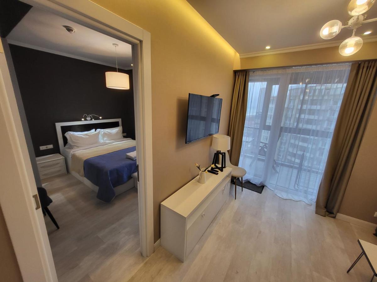 Holiday Apartments Batumi Exterior photo